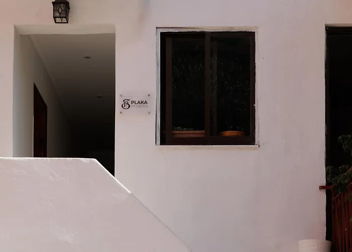 Апартаменты Plaka Бенитсес